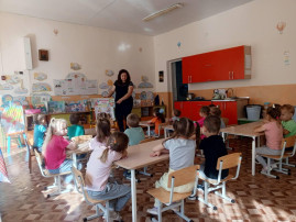 В средней группе прошёл праздник Яблочный Спас В средней группе прошёл праздник Яблочный Спас.