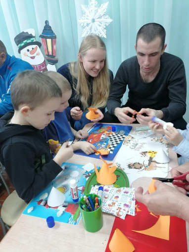 Заседание клуба на тему "Дидактическая игра в детском саду и дома" прошло в теплой атмосфере. Заседание клуба на тему "Дидактическая игра в детском саду и дома" прошло в теплой атмосфере.